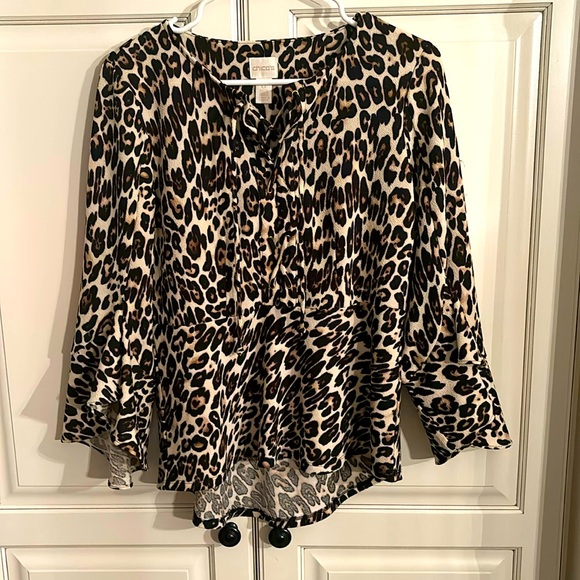 CHICO’S Animal print knit top. excellent condition. Size 0, XS peplum - Picture 2 of 9